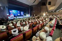 انقلاب اسلامی، الگوی مقاومت در برابر استکبار جهانی است