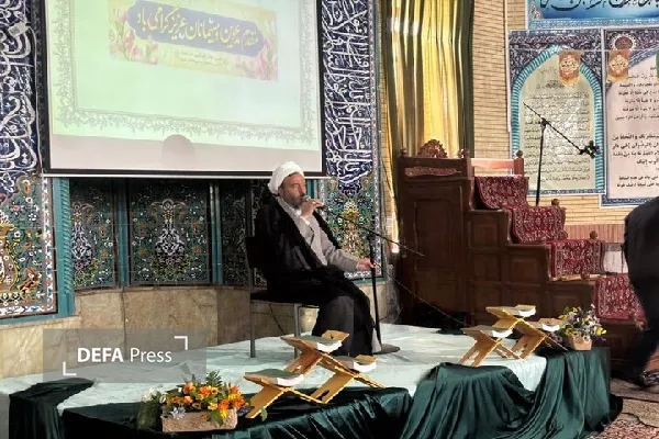 ترویج فرهنگ ایثار و شهادت ضامن پویایی و عزت جامعه است ترویج فرهنگ ایثار و شهادت ضامن پویایی و عزت جامعه است