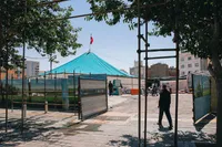فیلم + موکب پیشکسوتان دفاع مقدس قزوین در عوارضی، میزبان زائران تشییع رهبر شهید