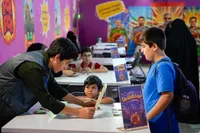 «بوم‌بوم»؛ بازی کارتی برای آشنایی کودکان با قهرمانان واقعی ایران