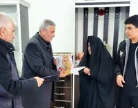 تداوم ادای احترام به خانواده شهدا