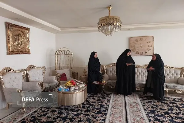 فامنین