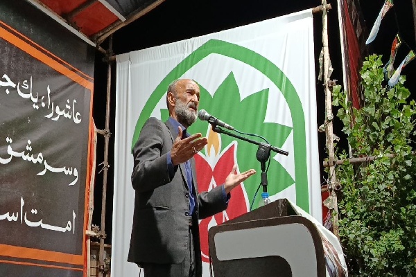 وحدت ملی و پاسداری از آرمان شهدا رمز اقتدار ایران اسلامی است