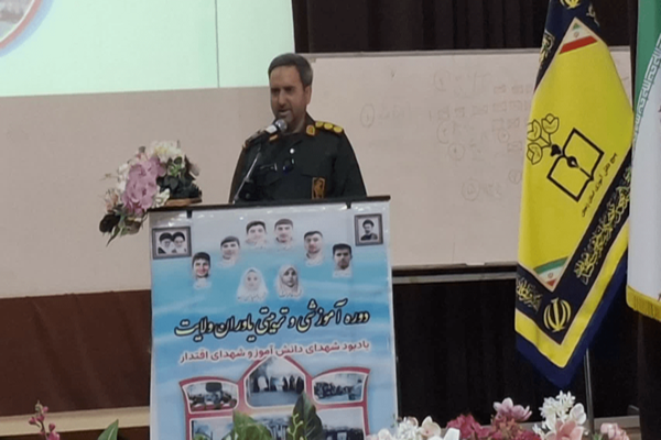 کادرسازی برای انقلاب مهم‌ترین رسالت فرماندهان بسیج دانش‌آموزی است