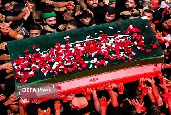 امام خامنه ای