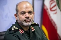 سردار وحیدی: دشمن آرزوی تسلیم ملت ایران را به گور می‌برد