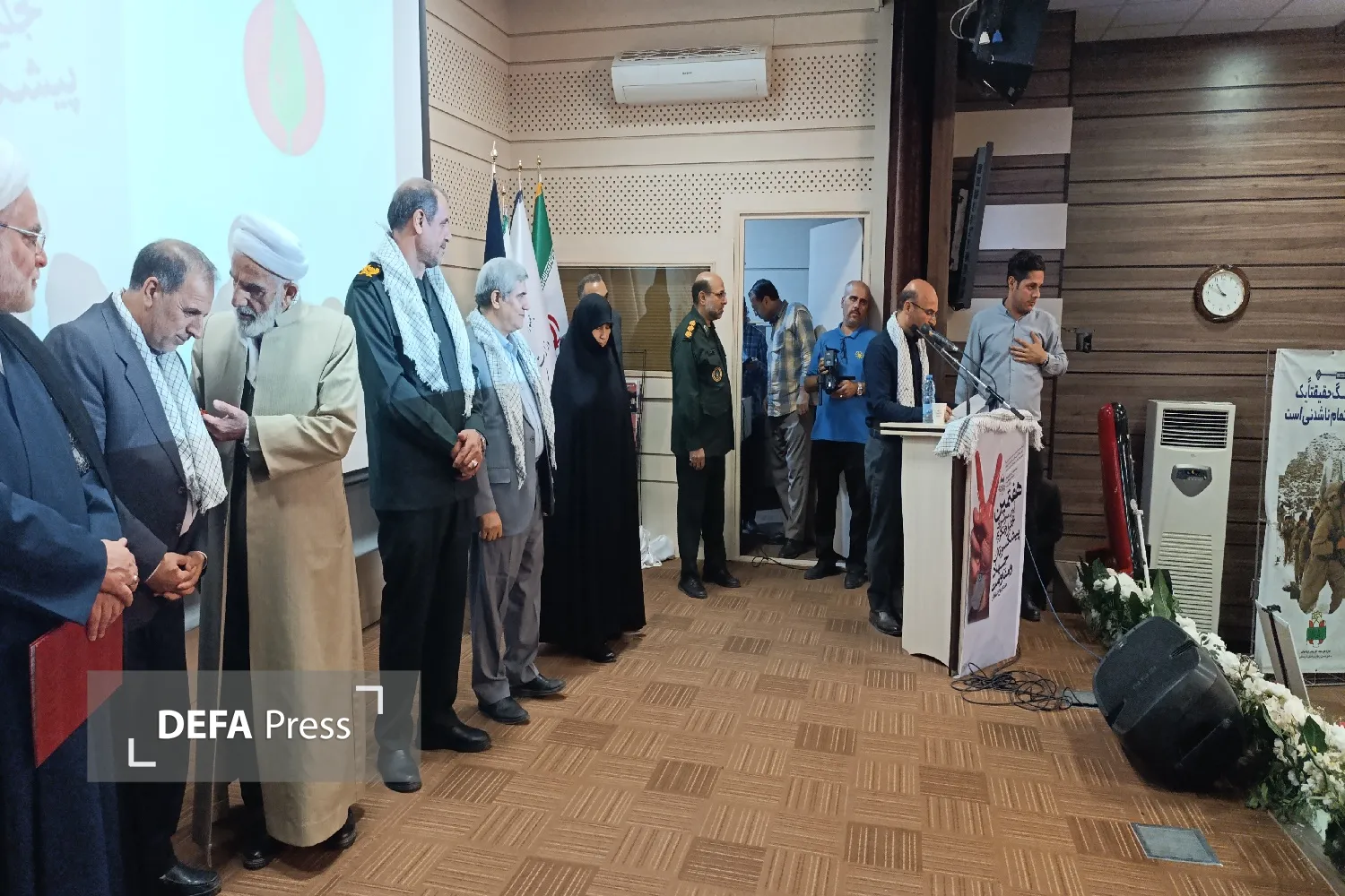 تصاویر/ برگزاری آیین تجلیل از پیشکسوتان جهاد و مقاومت استان کردستان