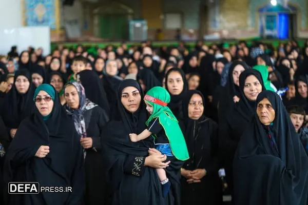 تصاویر / مراسم شیرخوارگان شهر دلیجان