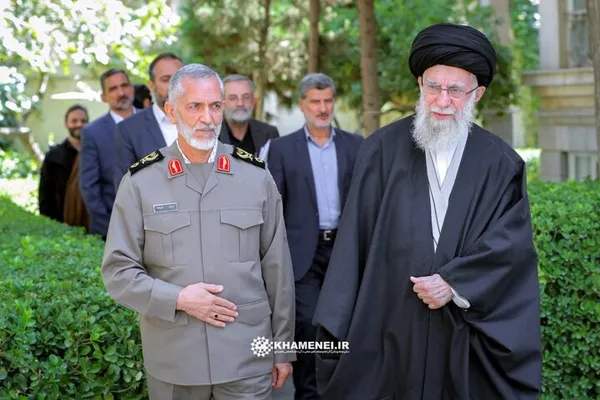 رهبر شهید