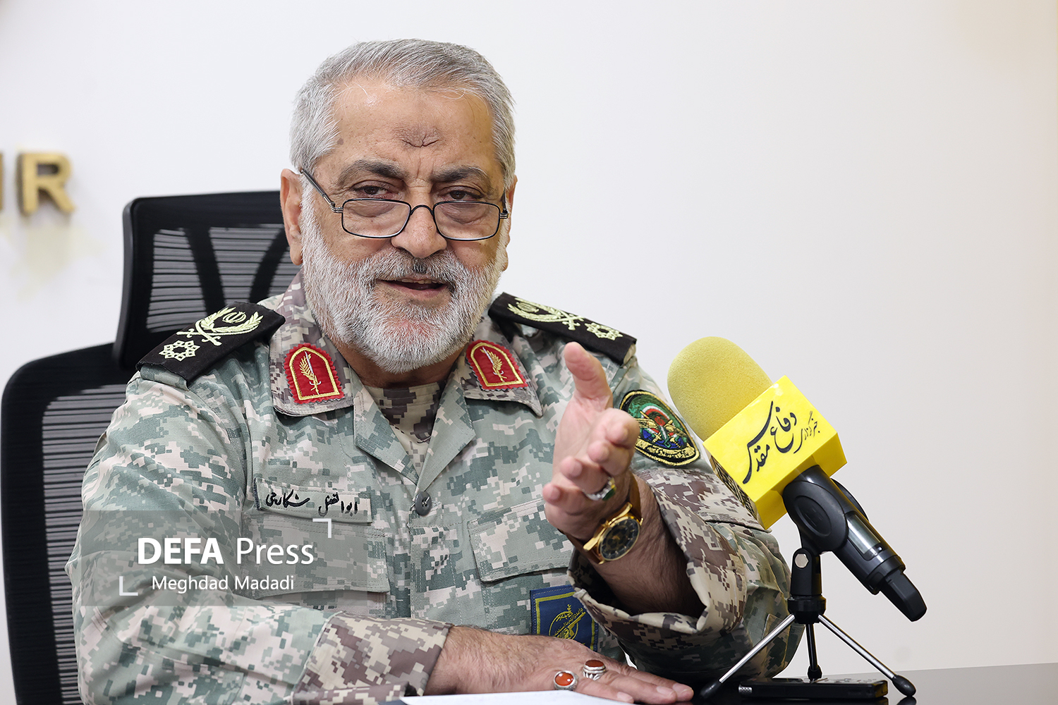 سردار شکارچی: صدها کشته و هزاران مجروح آمریکایی درتجاوز و جنگ با ایران سردار شکارچی: صدها کشته و هزاران مجروح آمریکایی درتجاوز و جنگ با ایران