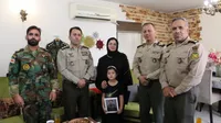 دیدار رئیس سازمان تربیت بدنی ارتش با خانواده امیر شهید «اسدی»