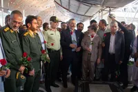 تصاویر / برگزاری مراسم معنوی مهمانی لاله‌ها بمناسبت هفته دفاع مقدس در گلزار شهدای زاهدان