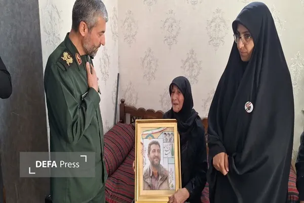 خانواده شهید علیرضا دوستمحمدی