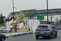نصب مجسمه «شکست والرین» در ورودی غربی تهران