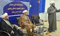برای مقابله با توطئه‌های دشمنان با محوریت مساجد تلاش کنیم