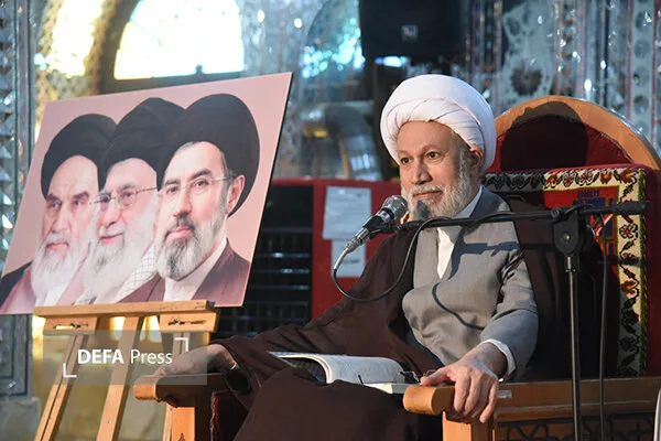 ایمان واقعی در میدان ایستادگی معنا پیدا می‌کند
