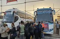 جابه‌جایی شبانه‌روزی زائران از پارکینگ‌های قصرشیرین به خسروی