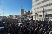 تصاویر/ اجتماع پرشور مردم ایلام در پی شهادت امام خامنه‌ای (قدس سره)