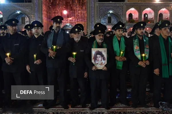 مراسم معنوی و سنتی خطبه‌خوانی شب عاشورای حسینی، چهارشنبه سوم تیرماه با حضور زائران و عزاداران حضرت اباعبدالله الحسین (ع) در صحن پیامبر اعظم (ص) حرم مطهر امام رضا(ع) برگزار خواهد شد.