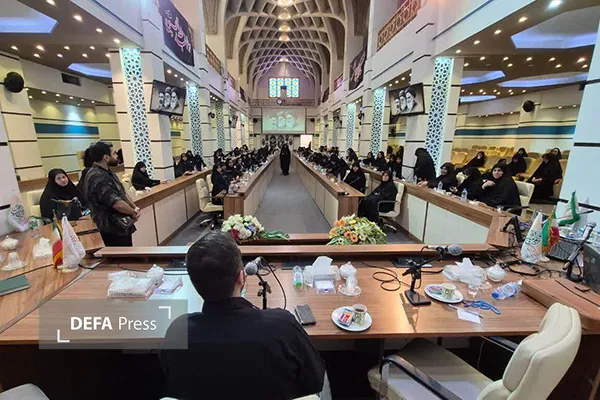تجلیل از 120 بانوی موکب دار شیراز