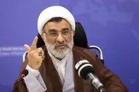 خسروپناه در یزد: دشمن برای گسترش کشف حجاب برنامه‌ریزی کرده است