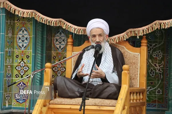 ایستادگی در برابر امپراطوری رسانه‌ای غرب، کمتر از جهاد در میدان نبرد نیست