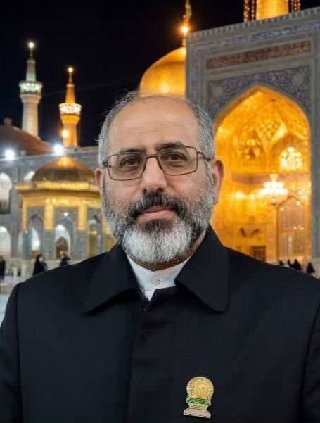 تصویر/ مغز متفکر حنظله در حرم مطهر رضوی