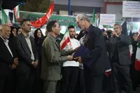 تصاویر/ تجلیل از آزادگان سرافراز در تجمع شبانه مردم ارومیه