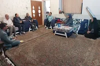 تجلیل از صبر و استقامت خانواده‌های شهدا و ایثارگران در کرمان+ تصاویر