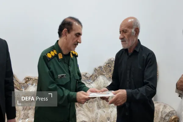 دیدار خانواده شهدا دیدار خانواده شهدا