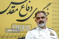 الأدميرال إيراني: القدرات الدفاعية الإيرانية أحبطت أهداف المعتدين في حرب رمضان