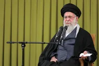 امام خامنه‌ای: ملت ایران در ۲۲ بهمن دشمن را مأیوس کند/ قدرت اراده ملت‌ها بالاتر از قدرت موشک و هواپیما است