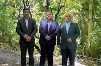 بازدید مدیرعامل صندوق اعتباری هنر از مجموعه پارسیان جماران