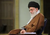 فیلم/ غزل منتشر نشده از امام خامنه‌ای به‌مناسبت روز دانش‌آموز