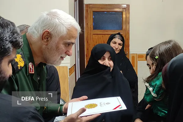 تکریم خانواده شهید