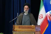 تکریم خانواده‌های شهدا در اولویت خدمات ادارات و نهاد‌ها قرار گیرد