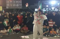 فیلم/ اجرای نمایش خیابانی م مثل مدرسه