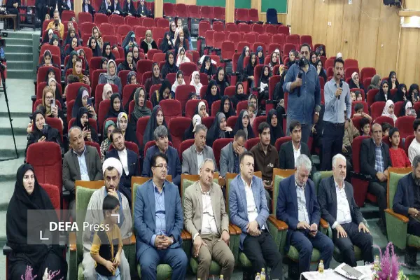 آیین تجلیل از برگزیدگان طرح بازخوانی وصیت‌نامه شهدا در کهگیلویه و بویراحمد + تصاویر