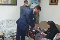 دیدار فرماندار تویسرکان با خانواده‌ شهدا + تصاویر