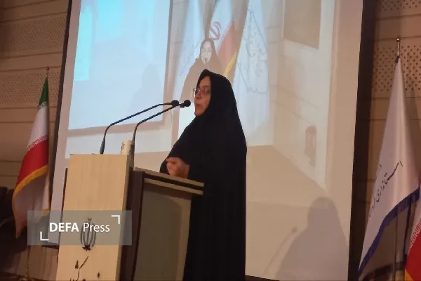 زنان نخستین معلمان و پاسداران فرهنگ در جامعه هستند