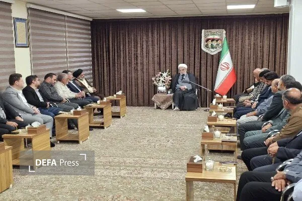 رفتار نیروهای انقلابی باید زمینه‌ساز اعتماد اجتماعی باشد