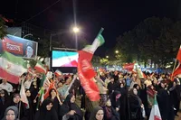 فیلم/ اجتماع حماسی مردم خراسان شمالی در یکصد و نود و ششمین شب از جبهه خیابان