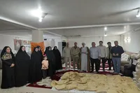 از خانه شهید تا خط مقدم؛ ۴۰۰۰ قرص نان با دستان طلایی خواهران جهادگر شهر نقنه پخته شد