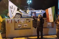 خودروی خانواده شهیدان رستمی و کیال‌ها در معرض دید عموم قرار گرفت