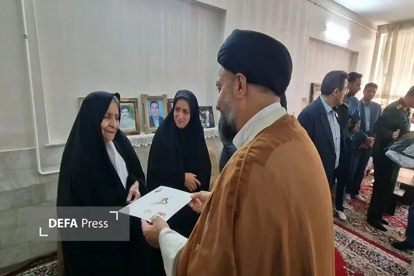 دفاع پرس یزد