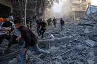 Israeli Withdrawal: Ceasefire and Delivering Aid to Gaza Resume