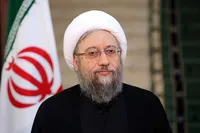 آیت الله آملی لاریجانی: تهران فصل تازه‌ای از سیاست دفاعی خود را گشود