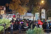 فیلم/ اجتماع و راهپیمایی مردم غیور شهرستان بجنورد زیر باران شدید