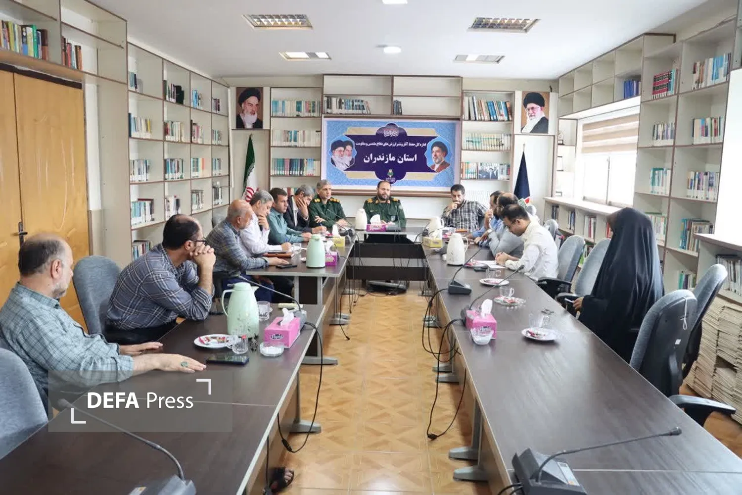 تصاویر/ جلسه ستاد بزرگداشت هفته دفاع مقدس در مازندران