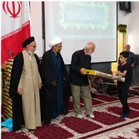 محفل انس با قرآن کریم به یاد رهبر شهید قرآنی انقلاب در روستای پارجان طالقان برگزار شد